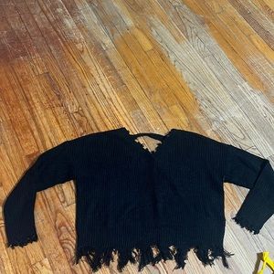 Black long sleeve knitted sweater